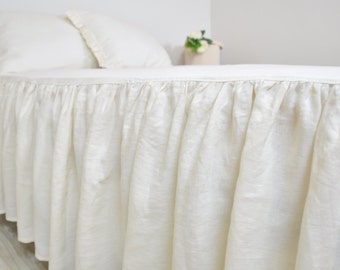 Linen Bed Skirt, Custom Dust Ruffle in Full Queen King - Ruffled, Gathered Bedskirt, Off White Bedskirt, Cottage Chic Bedding, Linen Bedding