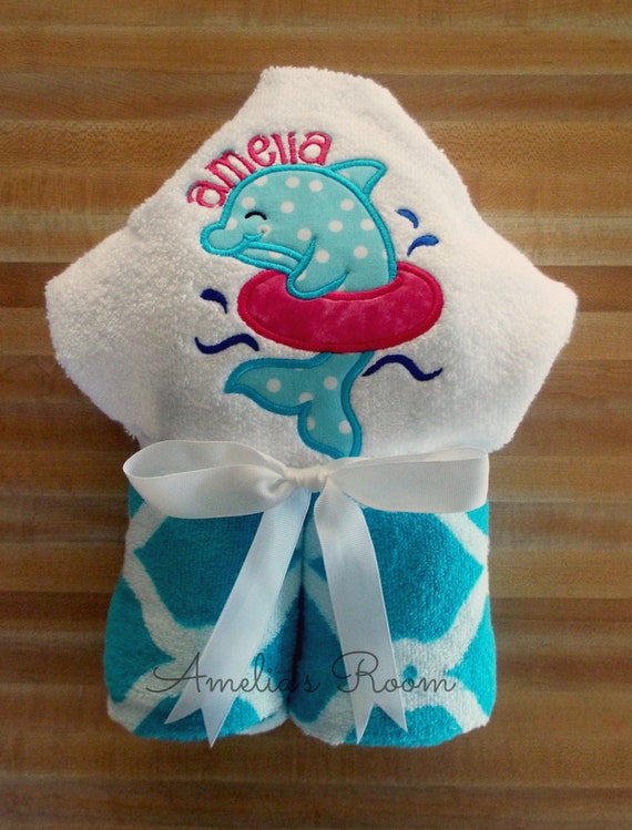 Dauphin Avec Chambre à Air Cape De Bain Serviette De Bain Serviette Plage Des Dauphins Filles Serviette Brodée Monogramme Piscine Personnalisée