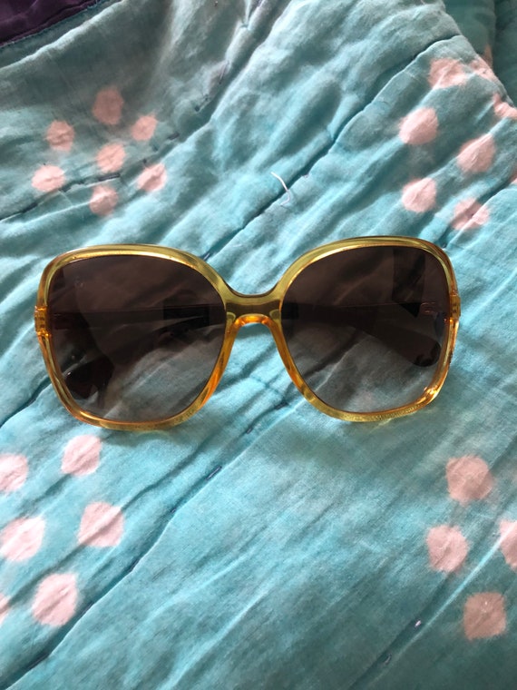 Dolce & gabanna oversized sunglasses