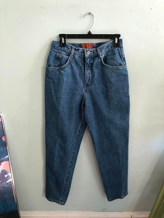 mom jeans 1980s