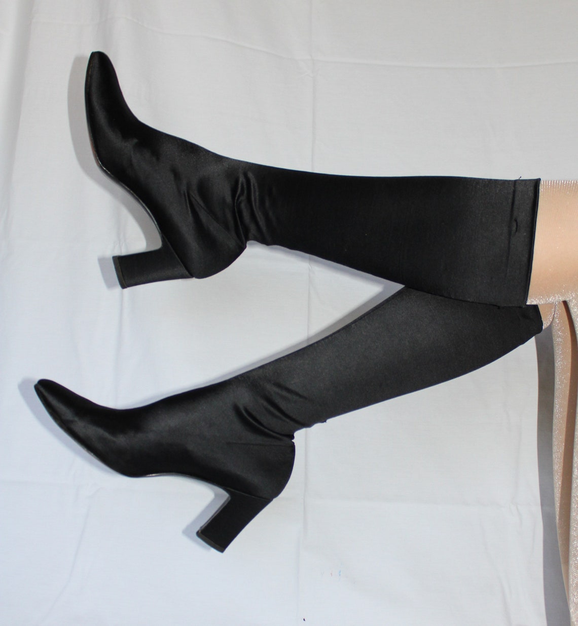 black gogo boots outfit