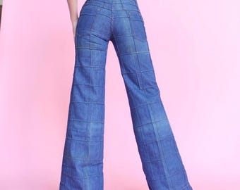 Jeans boca de sino patchwork vintage dos anos 70