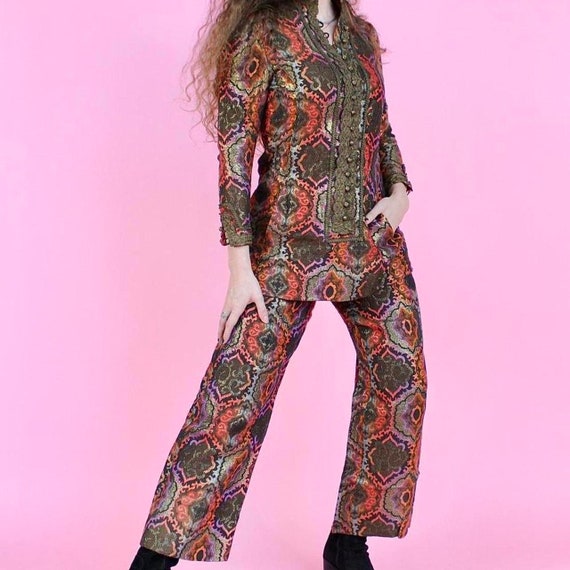 Vintage 60s 70s hippie mini dress and bell bottom… - image 2