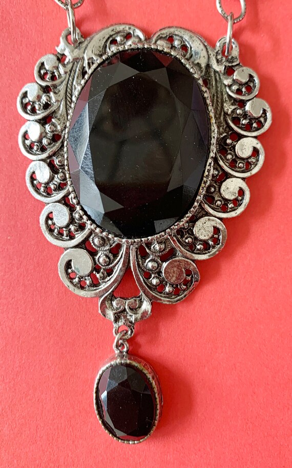 Vintage Large Faceted Onyx Pendant Necklace