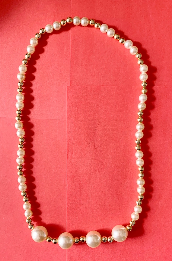 Vintage Chunky White and Small White and Gold Bead