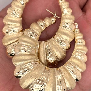10K Yellow Gold 7 MM Shrimp Oval Hoop Earrings 2 Inches Diamond Cut Matte 8.6 Grams Snap Closure