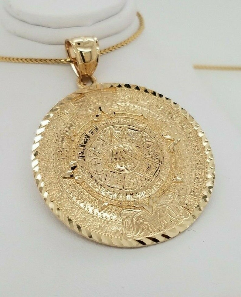 14K Yellow Gold Aztec Calendar Pendant Sun Medal Necklace Charm Calendario Azteca Pendant Diamond Cut Small 40 MM/ 1.5 Inch 12 Grams image 8