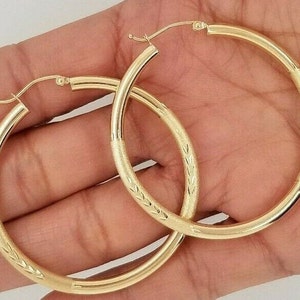 14k Yellow Gold 3MM Round Hollow Hoop Earrings Snap Closure Thick Lightweight Large Classic Hoops 1.9 Inches Diamond Cut