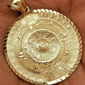 14K Yellow Gold Aztec Calendar Pendant Sun Medal Necklace Charm Calendario Azteca Pendant Diamond Cut Small 40 MM/ 1.5 Inch 12 Grams image 1