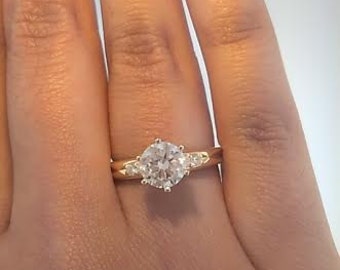 1.5 Ct Diamond Round cut Solitaire Engagement Ring 14K Yellow Gold 3.0 gr