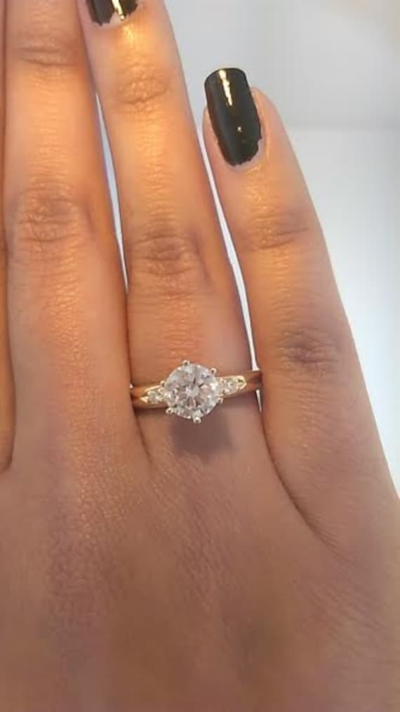 14k Solid White Gold Diamond Engagement Ring 1.5 Ct Round Cut with Baguette 