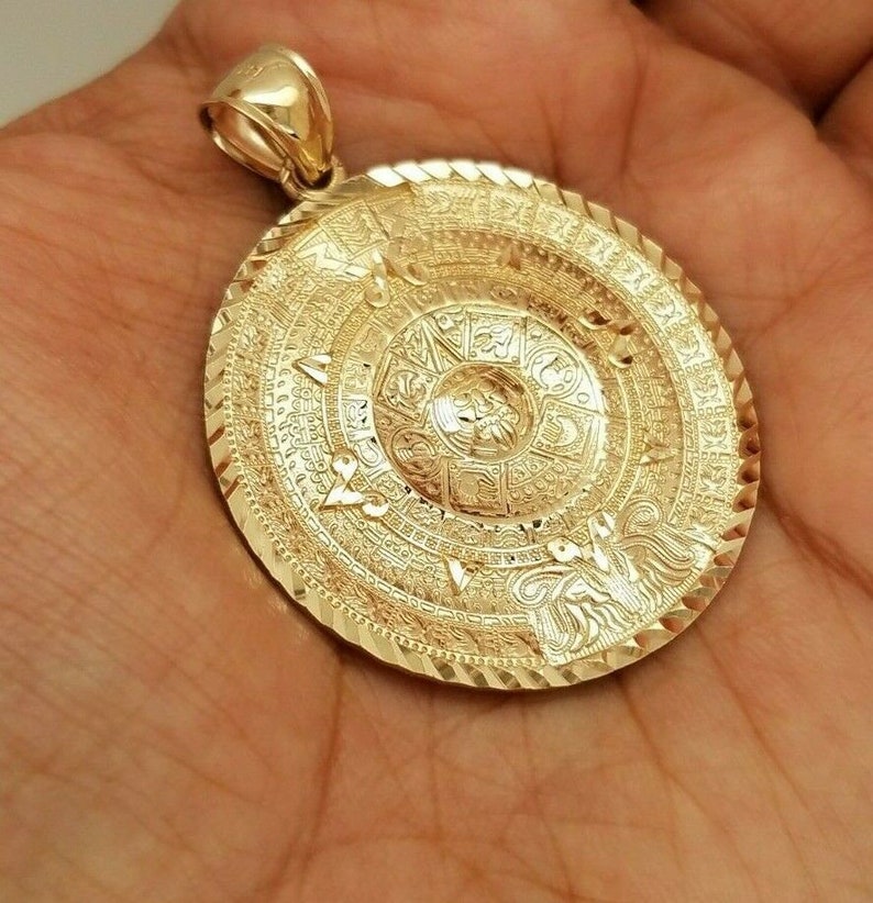14K Yellow Gold Aztec Calendar Pendant Sun Medal Necklace Charm Calendario Azteca Pendant Diamond Cut Small 40 MM/ 1.5 Inch 12 Grams image 2