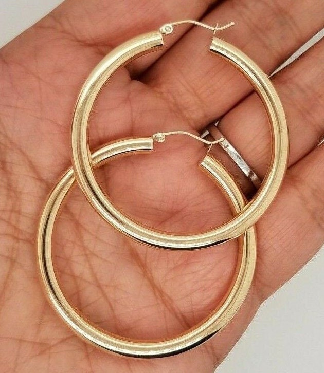 Awesome New Classic Yellow Gold Plated Smooth and Shiny 1.75 Round Hoop Earrings for Women Lady Awesome New Classic Yellow Gold Plated Smooth and Shiny 1.75 Round Hoop Earrings for Women Lady