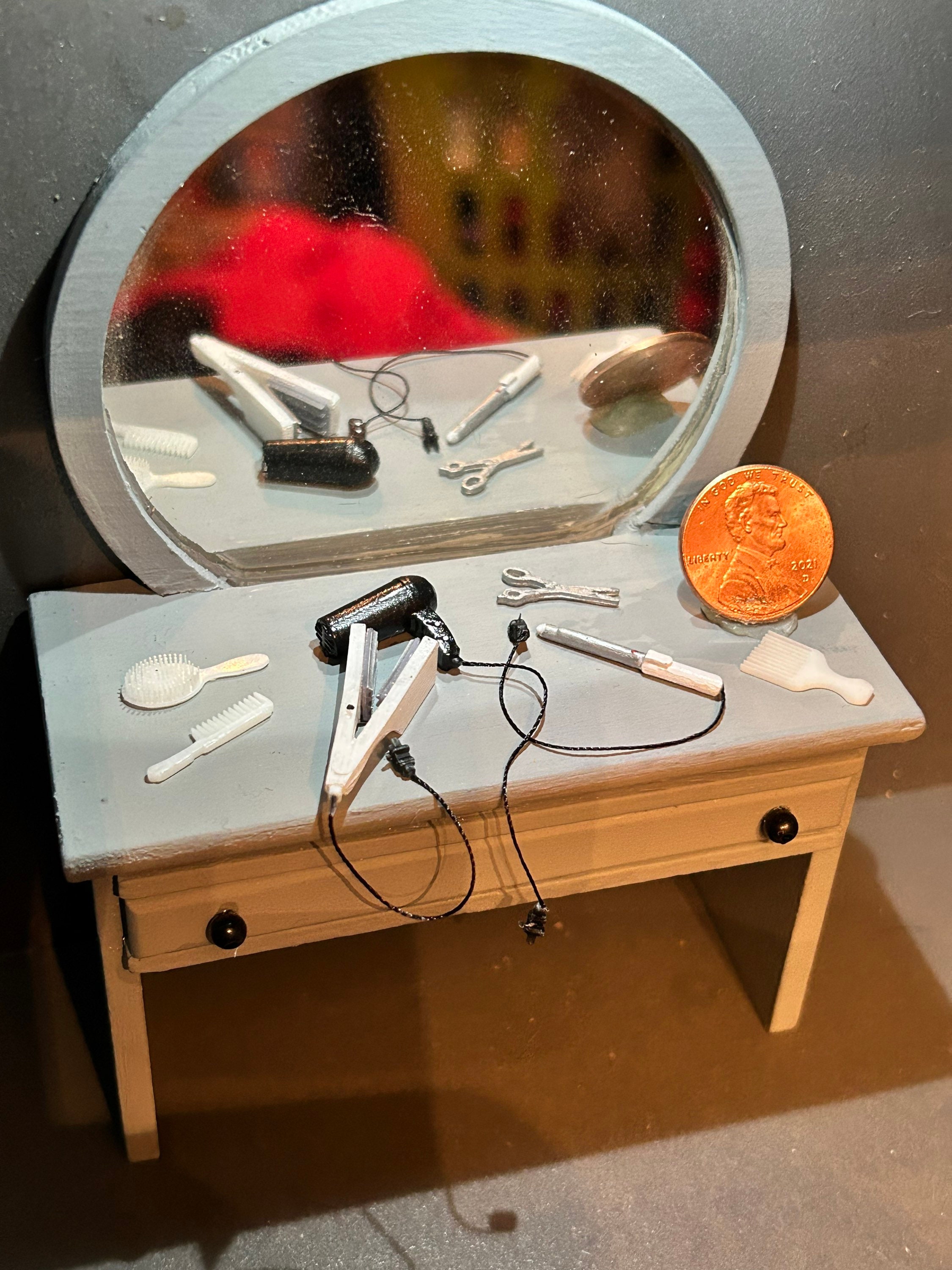 Salon Accessories. Dollhouse Miniatures 1:12 Scale.
