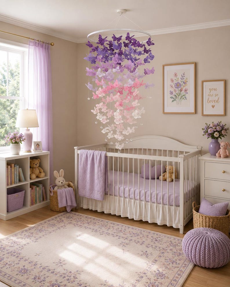 Schmetterlingsmobile in voller Größe/Schmetterlings-Babybettmobile/Lila/Rosa Schmetterlinge/Mädchenzimmer/Babyparty/Kinderzimmerdeko/Kinderzimmermobile/Babyzimmer. Bild 11