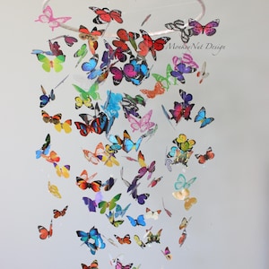 Móvil de mariposas/alegre/brillante/móvil de mariposas multicolor/móvil de arcoíris/móvil de mariposas/regalo para baby shower/decoración para habitación de bebé/habitación de bebé