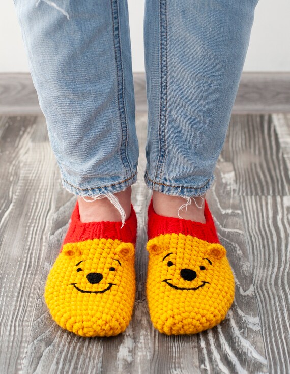 ladies winnie the pooh slippers