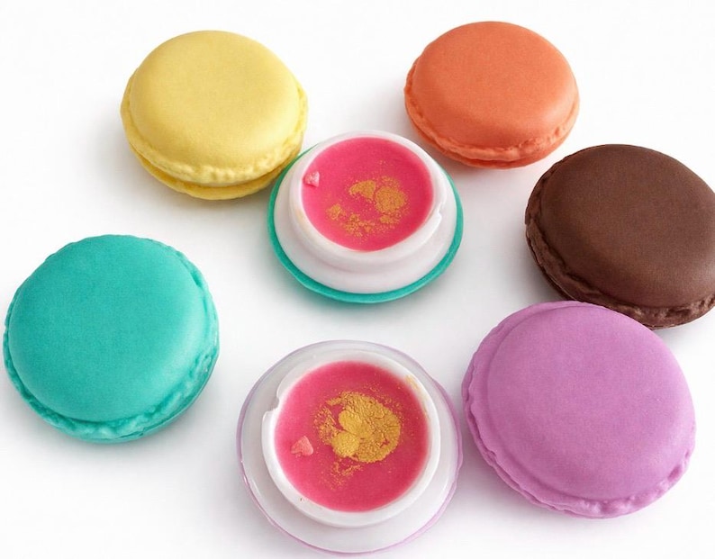 French macaron lip balm, hydrating natural lip butter, lip balm gift, lip scrub, lip gloss, vanilla lip balm, cute handmade lip balm, mom image 2