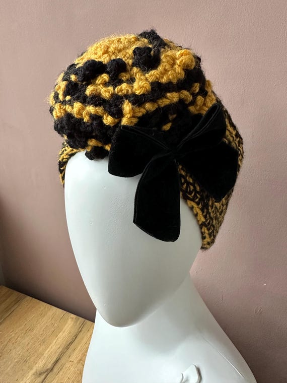 The Crochet Collection Miss Bella display picture 1