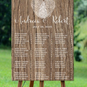 Tableau de sièges imprimable, tableau de sièges de mariage en bois alphabétique, tableau de sièges de mariage rustique, veuillez trouver votre tableau de sièges de mariage Place