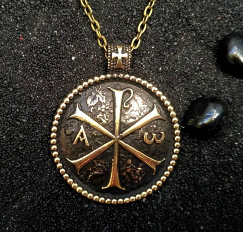 Хризма что это. Хризма подвеска из серебра. Хризма что это. Хризма кулон. Хризма что это.