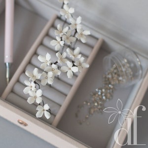 Wedding bobby pin tiny Ivory flowers bobby Pins Rustic Bridal Hair Accessories Country Wedding Floral Headpiece Set wedding hair