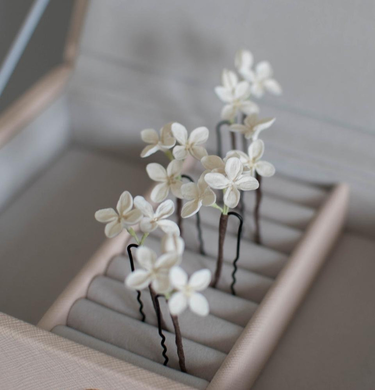 bridesmaid headpiece flower
