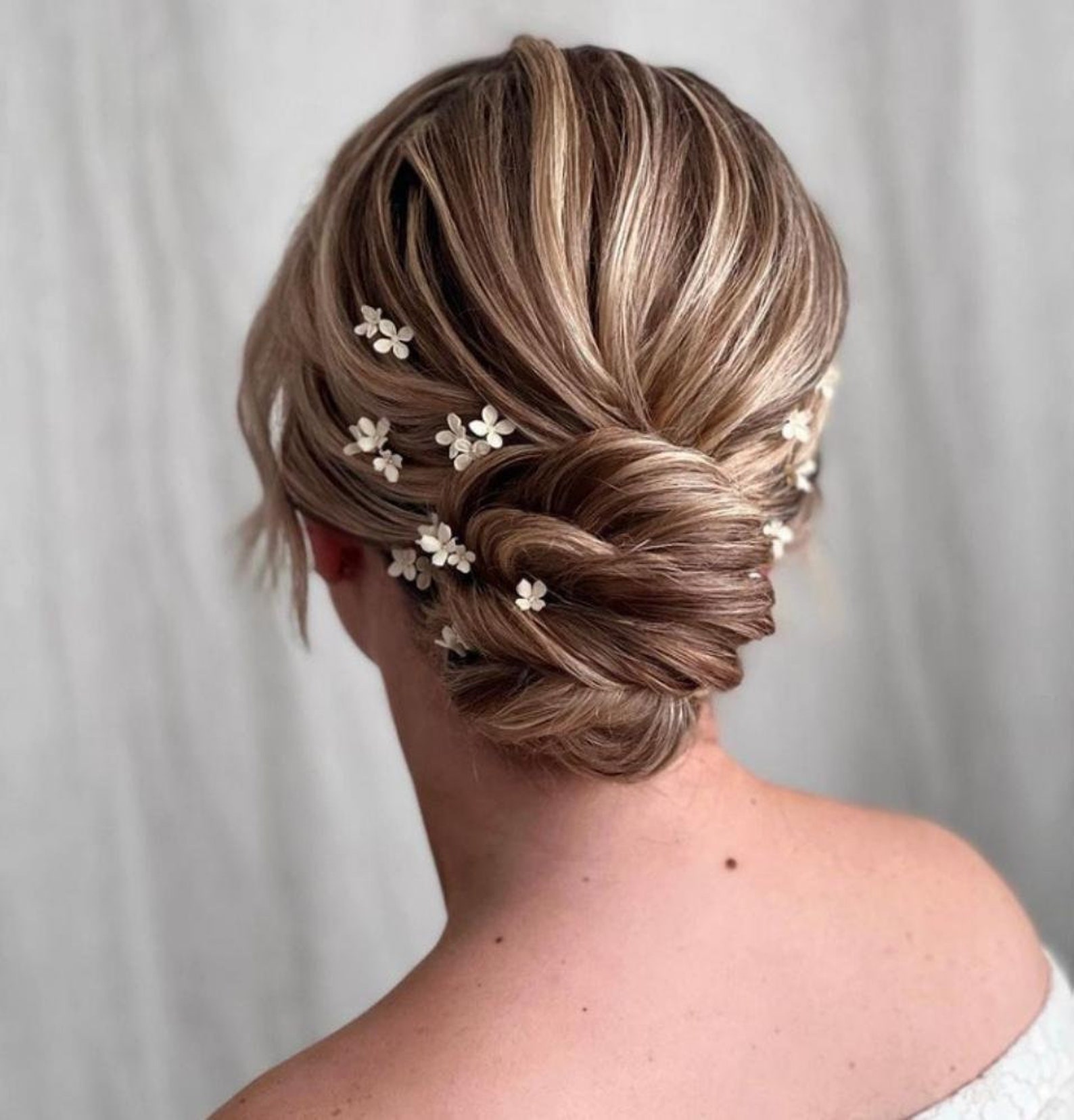 bridal headpieces with flowers