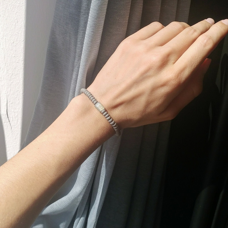 Roher Labradorit Armband grau matte Edelstein Armbänder für Frauen Mondstein Schmuck Geschenk für Männer Bild 2