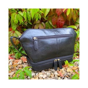 Men's Large Buffalo Leather Wash Bag