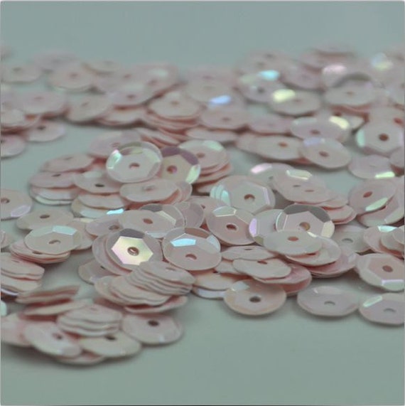 1500 x 4mm Red Flat Round High Quality Loose Sequins in Clear Plastic Bottle