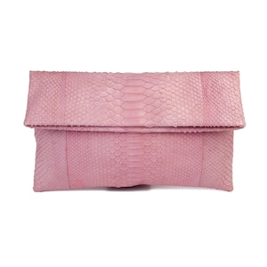 ¡Venta! Clutch piel de serpiente rosa / bolso clutch plegable / bolso clutch de cuero / bolso pitón / bolso piel de serpiente / clutch dama de honor / clutch nupcial