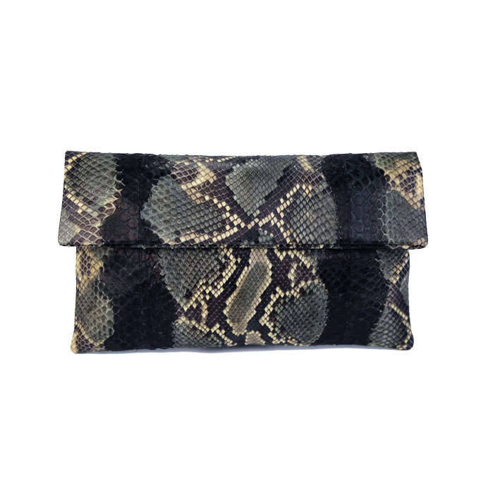 Modest / Simple Black Clutch Bags Striped Snakeskin Print Metal