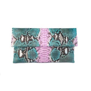Pink und Grün Motiv Clutch Schlangenleder | Feder Clutch | Umschlag Clutch | Lederhandtasche | Python Tasche | Schlangenleder Tasche