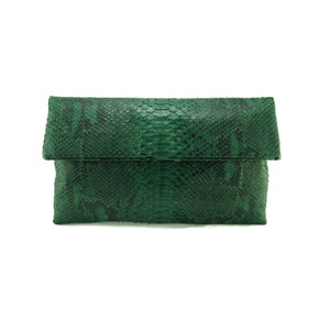 Bolso de mano de piel de serpiente con motivo verde / bolso de mano plegable / bolso de mano tipo sobre / bolso de mano de piel / bolso de pitón / bolso de piel de serpiente