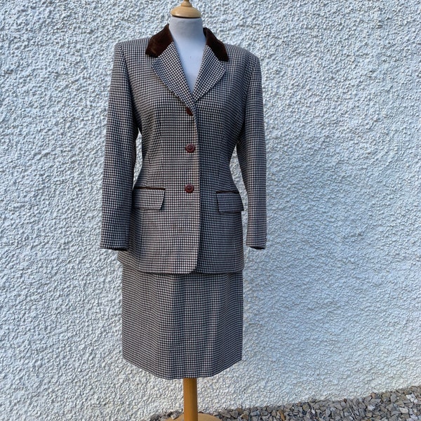 Damen Vintage Rhapspdie, zwei Stück. Blazer und Rock Combo. Tweed/Wolle Material.