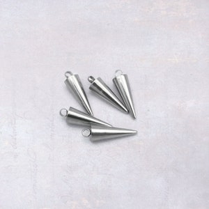 10 x Stainless Steel 18mm Cone Spike Charms