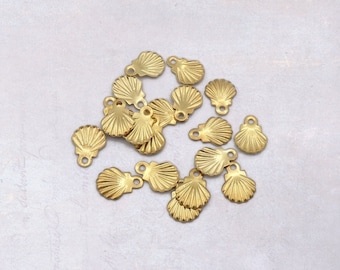 50 x Gold Tone Stainless Steel Tiny Scallop Shell Charms