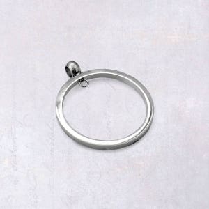 1 x Round Stainless Steel 30mm Hollow Pendant Frame Hanger