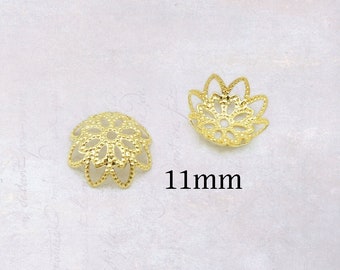 20 x Gold Tone Stainless Steel 11mm Embossed Filigree Flower Bead Caps