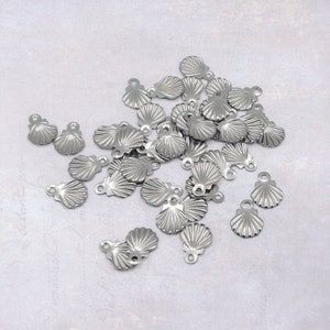 50 x Stainless Steel Tiny Scallop Shell Charms