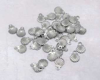 50 x Stainless Steel Tiny Scallop Shell Charms
