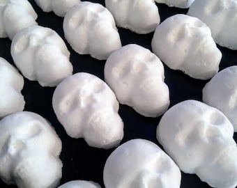 Skull Shower Steamers: Tea Tree or Eucalyptus Oil (Pack of Four)