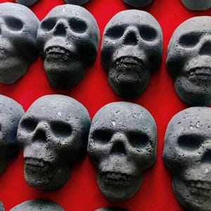 Black Rose Mini Skull Bath Bombs