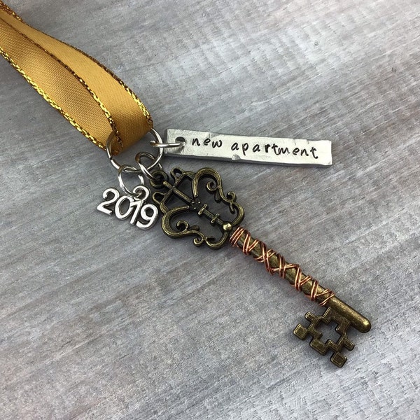 First apartment ornament, 1st apartment, new apartment, skeleton key ornament, personalized gift, Christmas present, housewarming gift