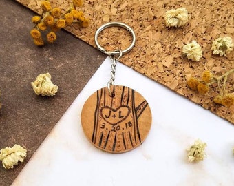 Personalized keychain, couples keychain, gift for boyfriend, gift for girlfriend, custom keychain, anniversary keychain, wood keychain