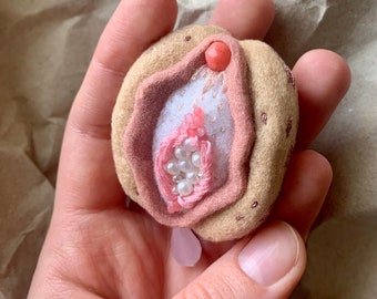 Vagina brooch, vagina jewelry, yoni, feminist pin, with coral bead