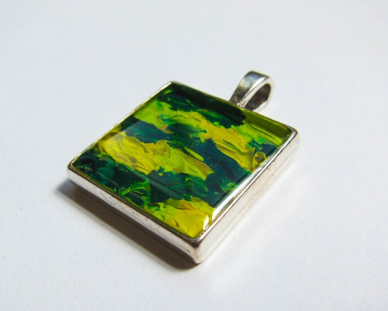 Handmade pendant 'Green and Gold' original, unique oil painting in clear resin image 3