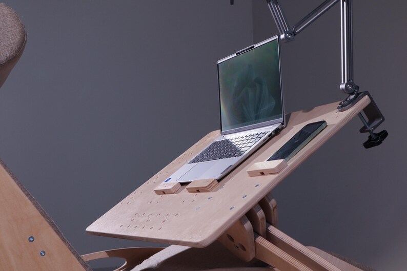 Adjustable Plywood Lounge Chair: Ergonomic Home Office Reading Chair image 16