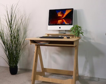 Adjustable Plywood Standing Desk: Ergonomic Home Office Workstation (80-110 cm Height)
